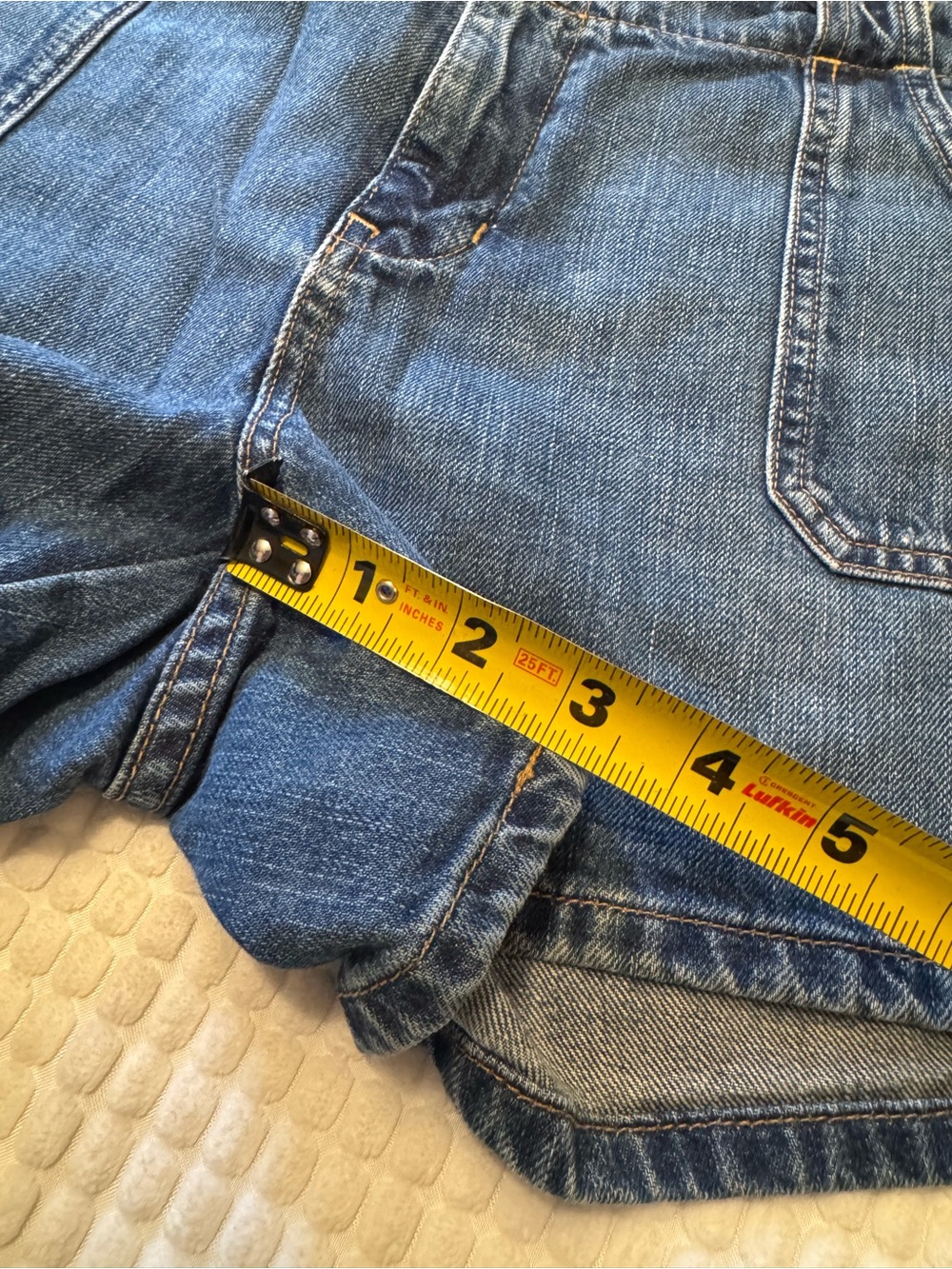 GAP Women's Denim Short - Medium Blue - Picture 11 of 12
